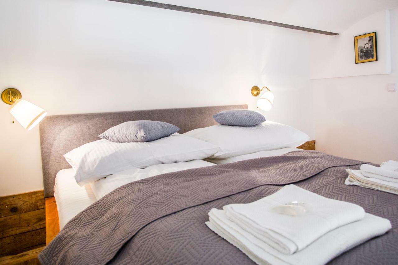 Lovenovsky Apartments Krakow Luaran gambar