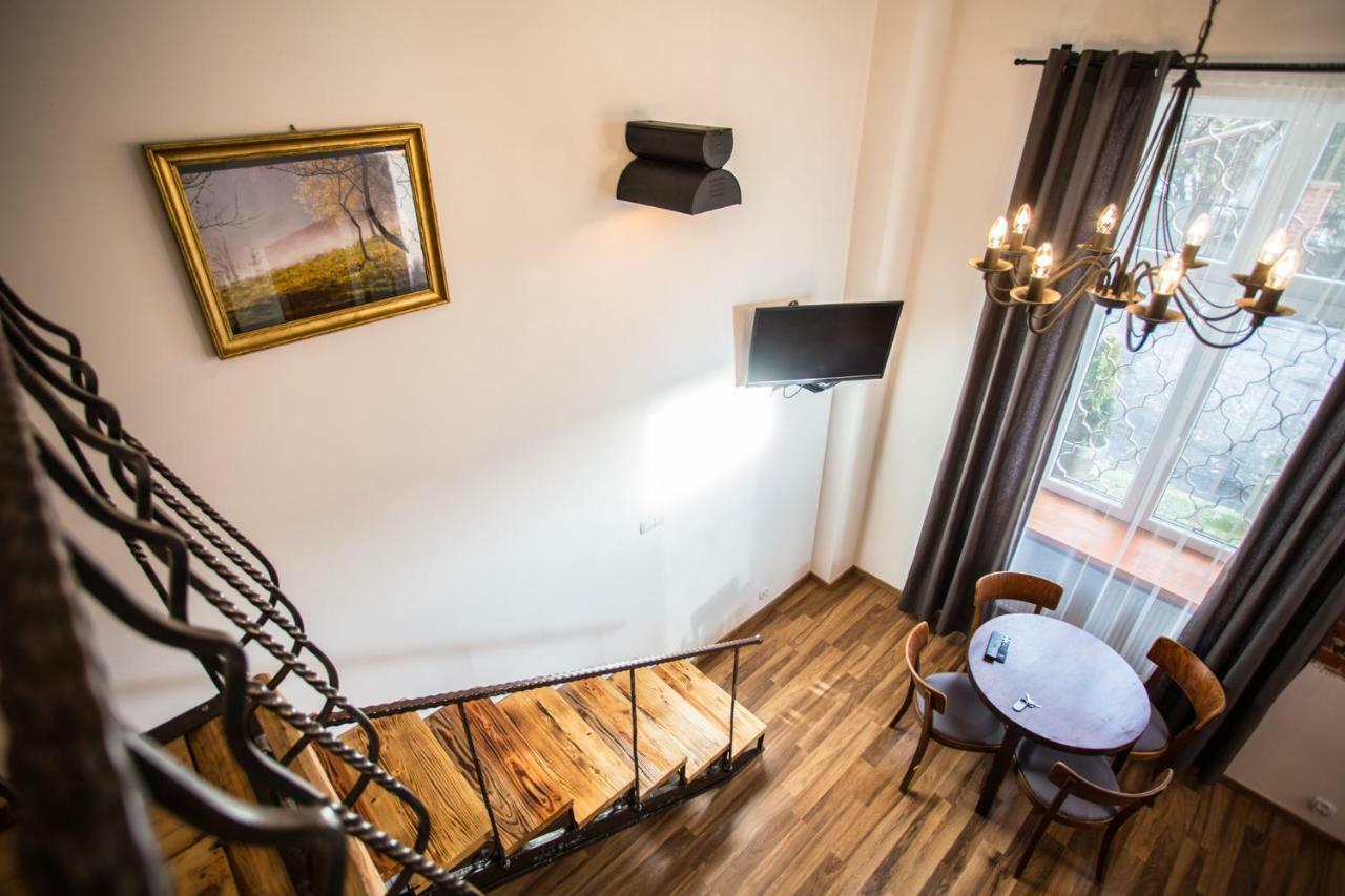 Lovenovsky Apartments Krakow Luaran gambar