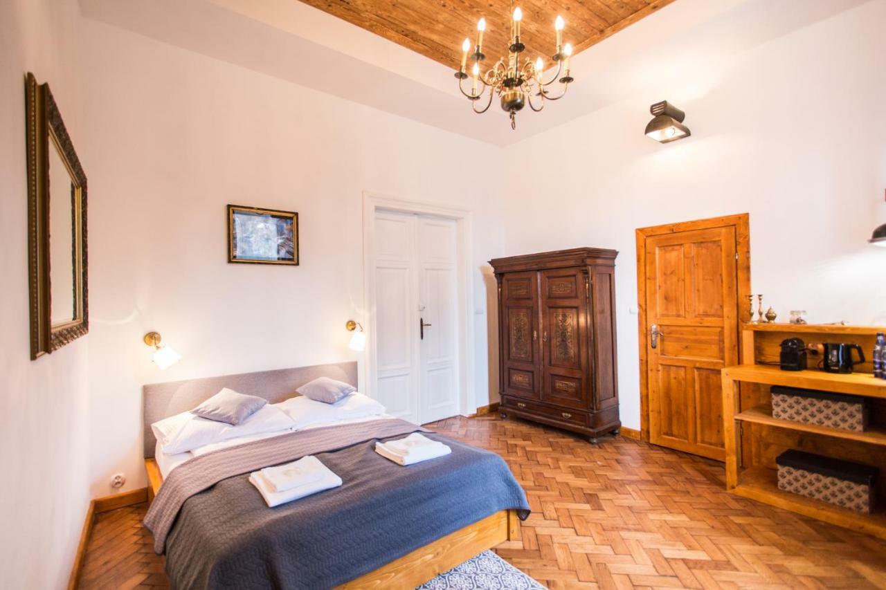 Lovenovsky Apartments Krakow Luaran gambar
