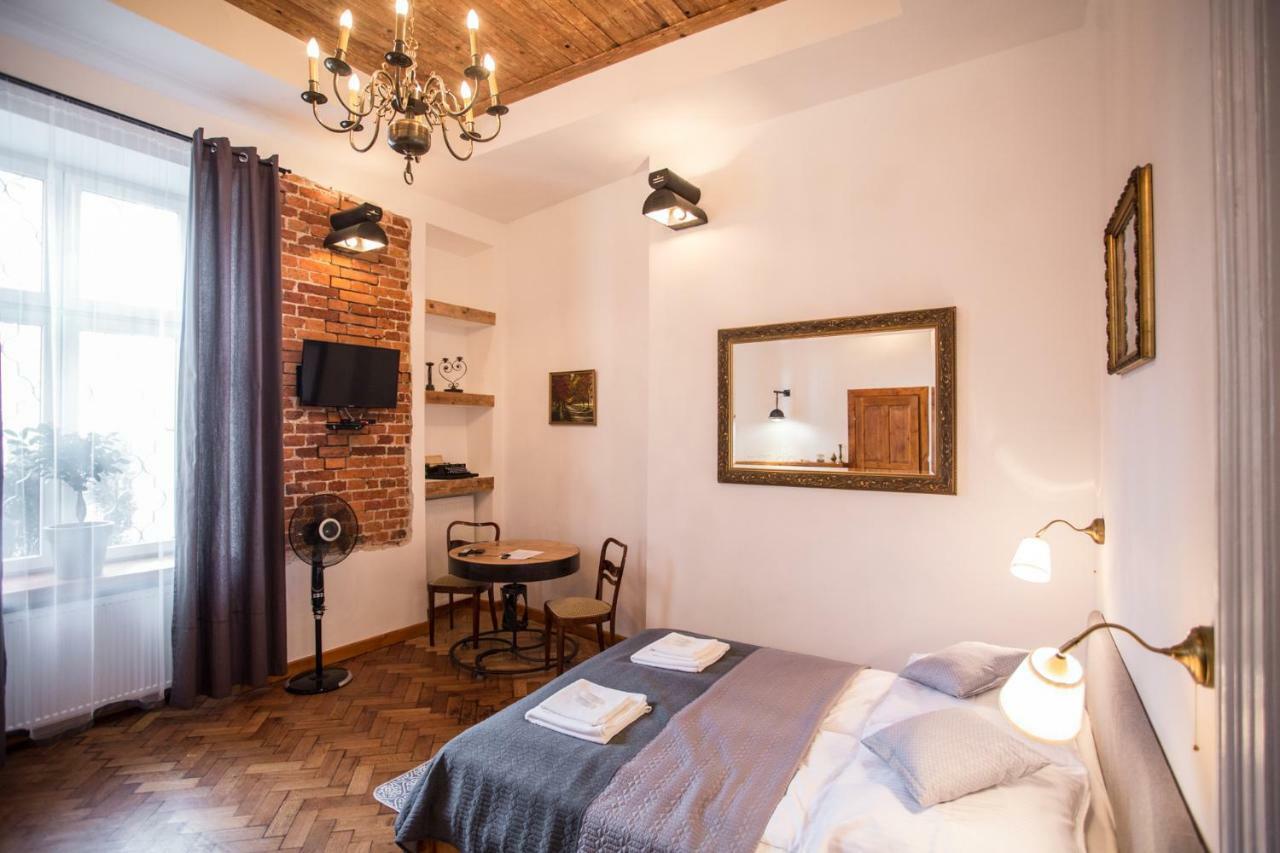 Lovenovsky Apartments Krakow Luaran gambar