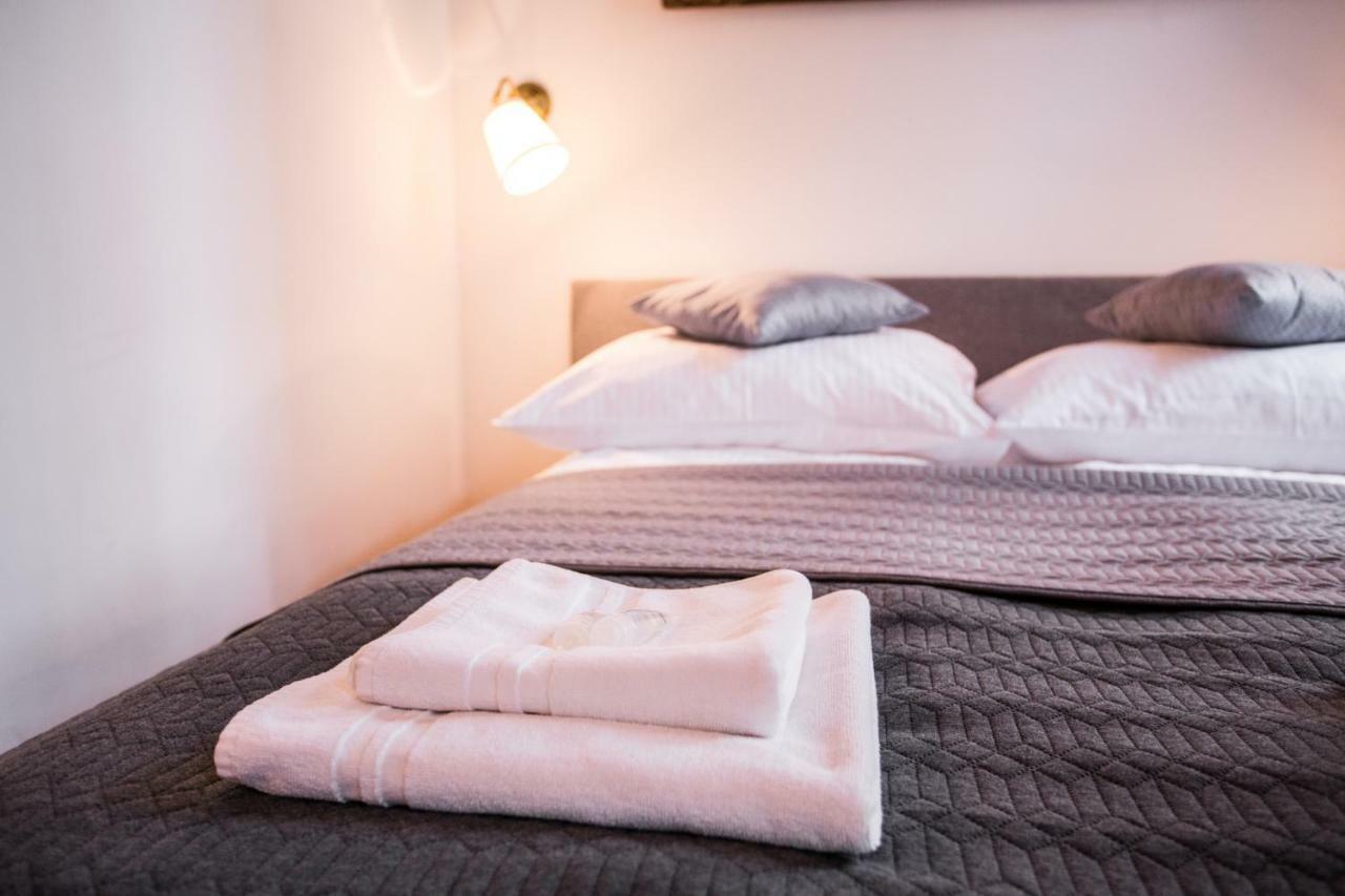 Lovenovsky Apartments Krakow Luaran gambar